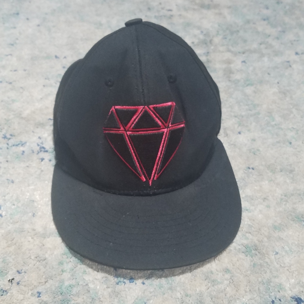 CARBON FIBER HAT